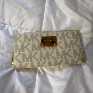 Cream and Gold Wallet